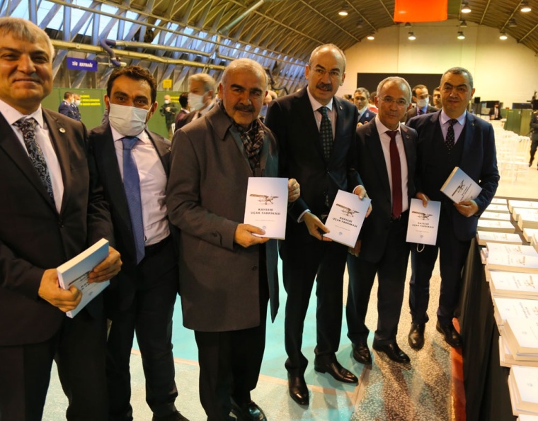 Özkaya Kayseri Uçak Fabrikası Kitabı Tanıtım Etkinliği’ne katıldı